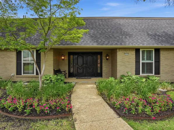 3812 Lands End St, Fort Worth, TX 76109