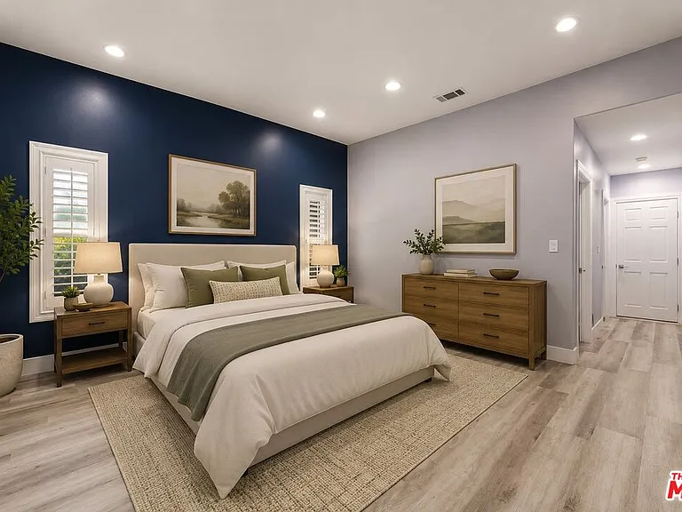1112 S Highland Ave — Photo 5