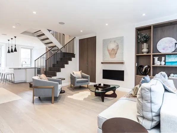 47 Hancock St APT 2, Boston, MA 02114