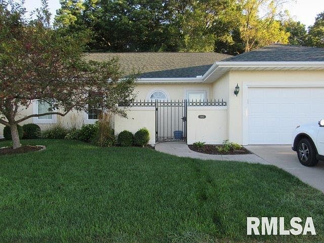 1st image of 5615 W Woodbriar Ln