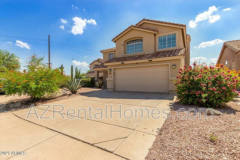 3 bed, 2.5 bath, 2094 sqft, $2,995 — Photo 3