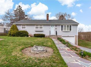 3 Paul Ave, Middletown, RI 02842