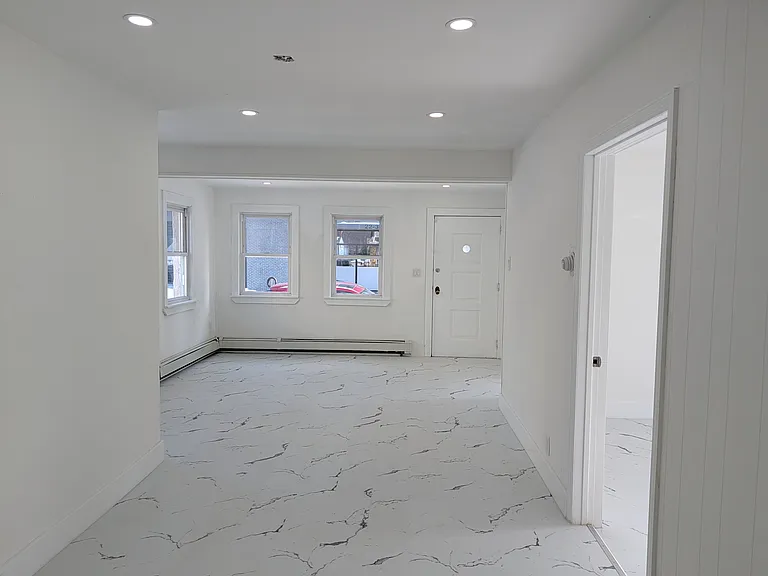 25 Bloomfield Ave #1 — Photo 11