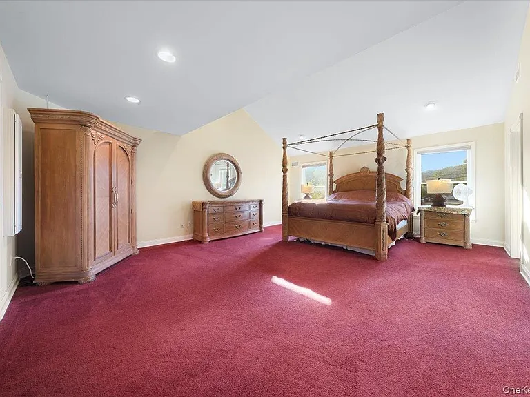 1403 Kings Hwy — Photo 25