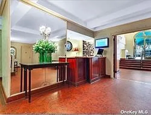 Sold by Coldwell Banker American Homes | media 8