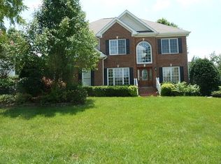 819 Haddon Hall Dr, Apex, NC 27502