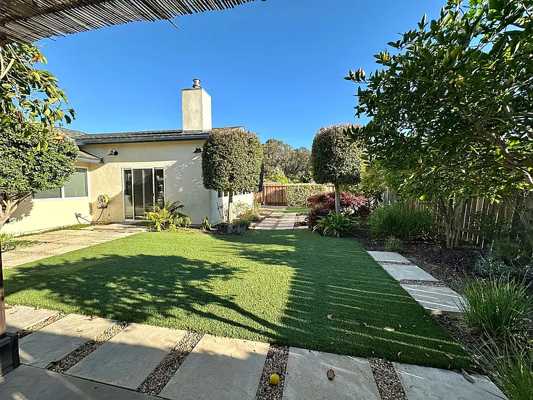 429 Daytona Dr — Photo 23