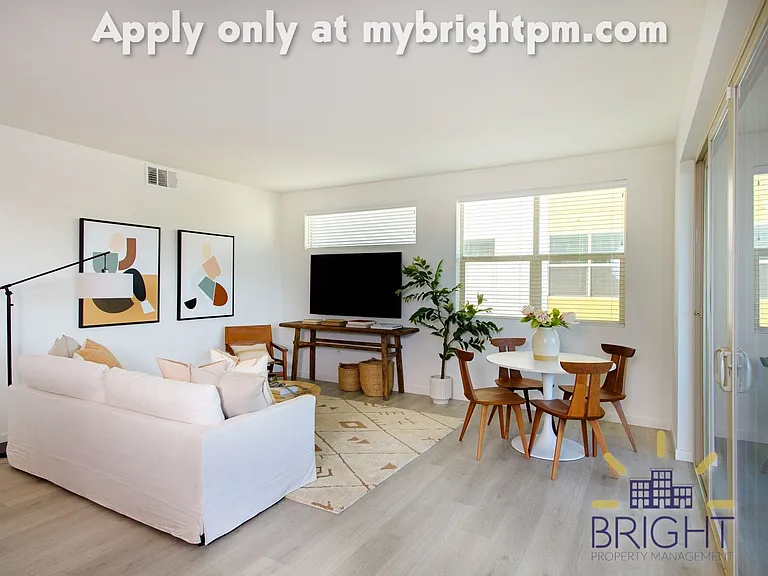 The Flats at The Mill at Broadway — Photo 8
