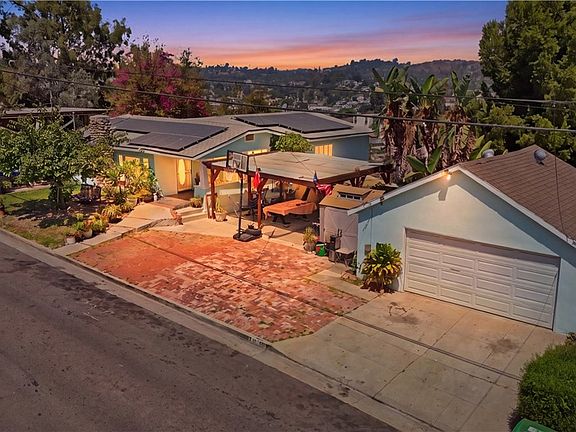 2nd image of 3073 Chadwick Dr