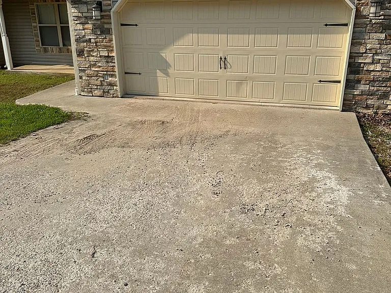 335 Lyle Curtis Cir — Photo 73
