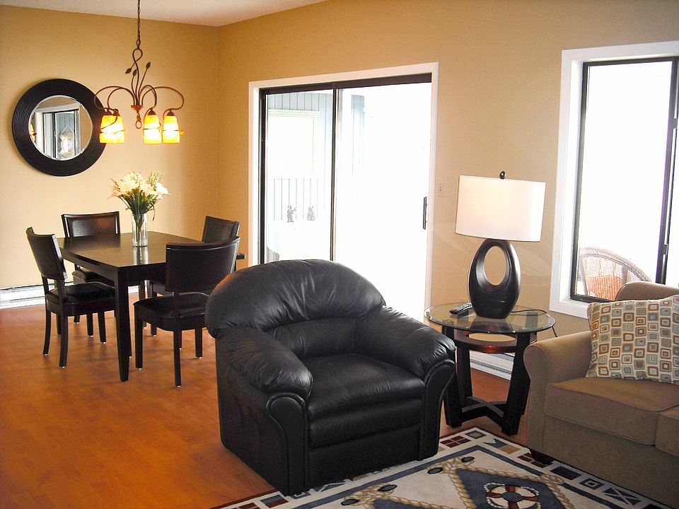 1st image of 43 2nd Ave SE APT 203