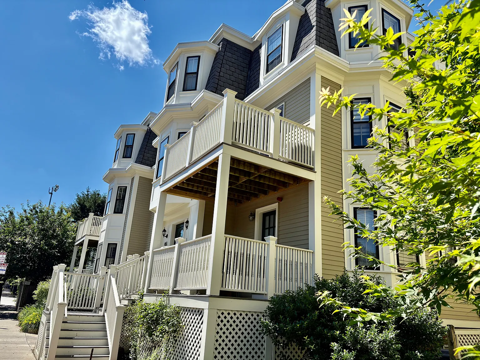 1 bed, 684 sqft, $3,200 — Photo 1