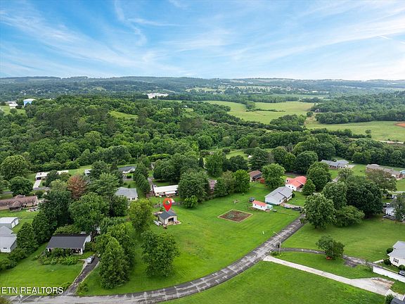 3rd image of 411 Kinzalow Dr Lot 37