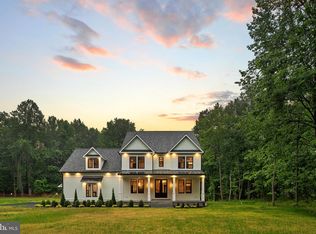 934 Chesterfield Rd, Annapolis, MD 21401