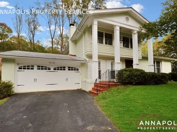 58 Chautaugua Rd, Arnold, MD 21012
