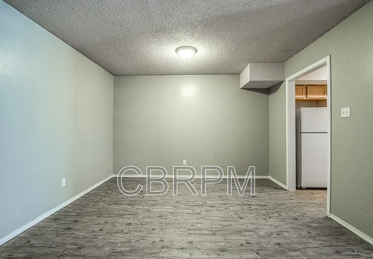 5308 Kenosha Ave — Photo 8