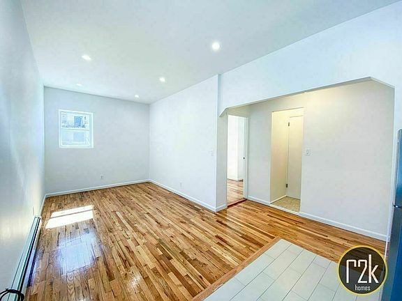 5th image of 14-36 Astoria Blvd #2E