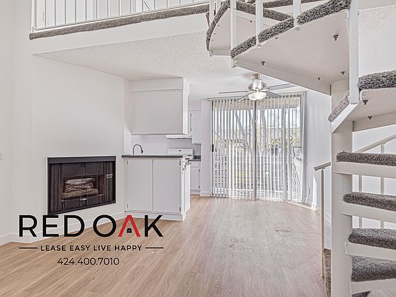 3rd image of 8430 1/2 Cedros Ave #333