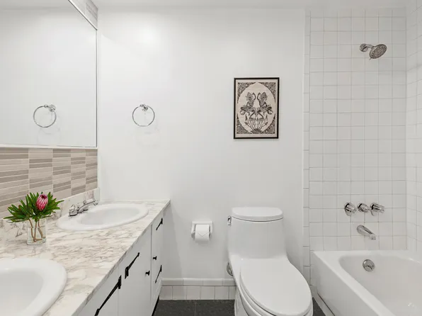 41 East 28th Street image 7 of 9