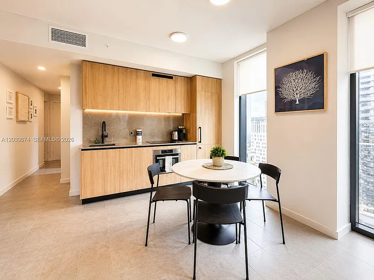 121 NE 5th St #2408 — Photo 2