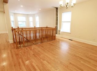 25 Aspinwall Ave #111, Brookline, MA 02445