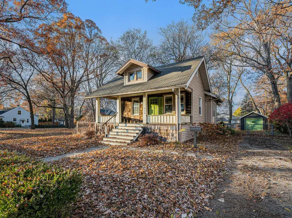 716 Catalpa Dr, Royal Oak, MI 48067