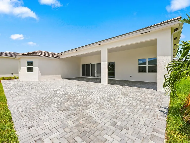 15093 Wildwood Cir — Photo 90