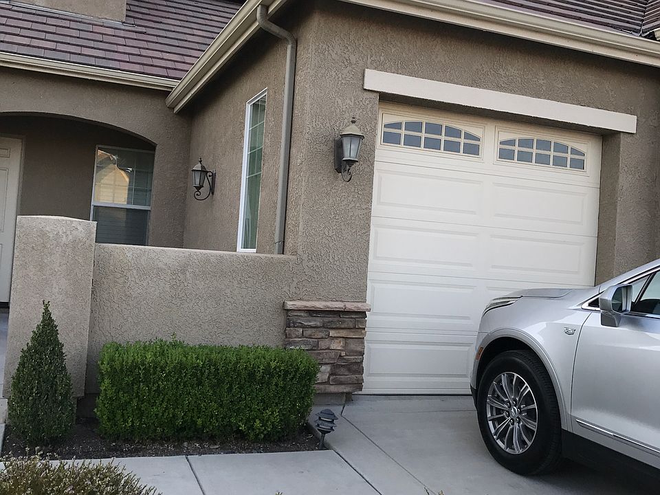 2nd image of 3233 Whiteash Ave