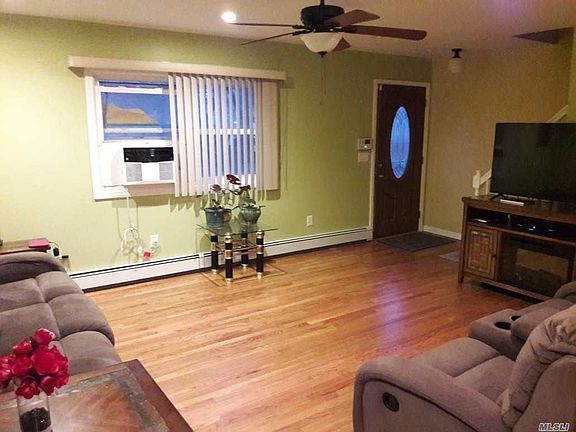 5th image of 23 Pennwood Dr