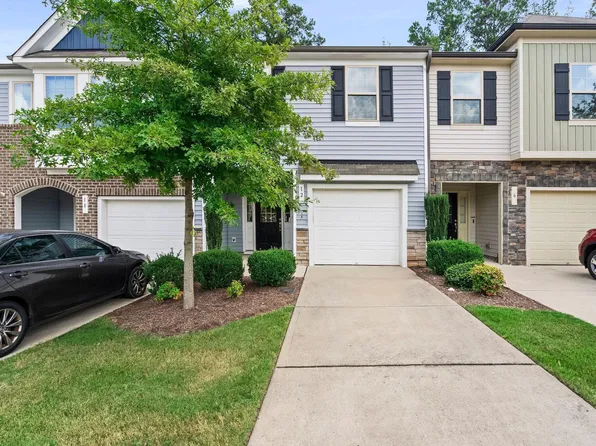 12 E Willow Trace Way, Clayton, NC 27527