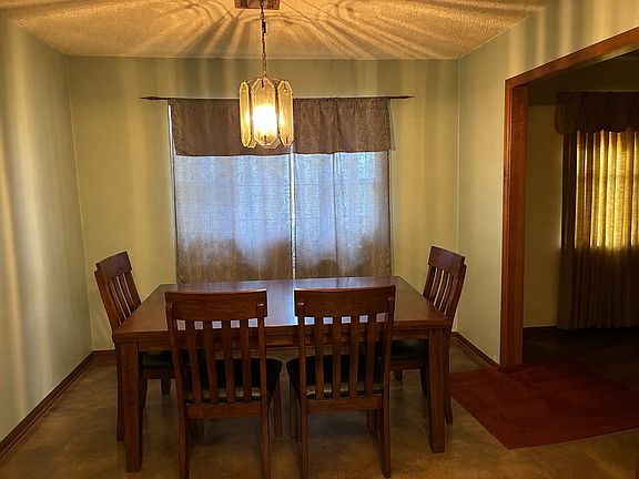 4th image of 411321 E 1080th Rd