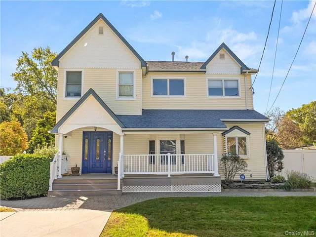 46 Garden City St