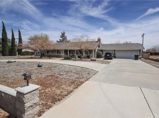 13787 Rincon Rd, Apple Valley, CA 92307