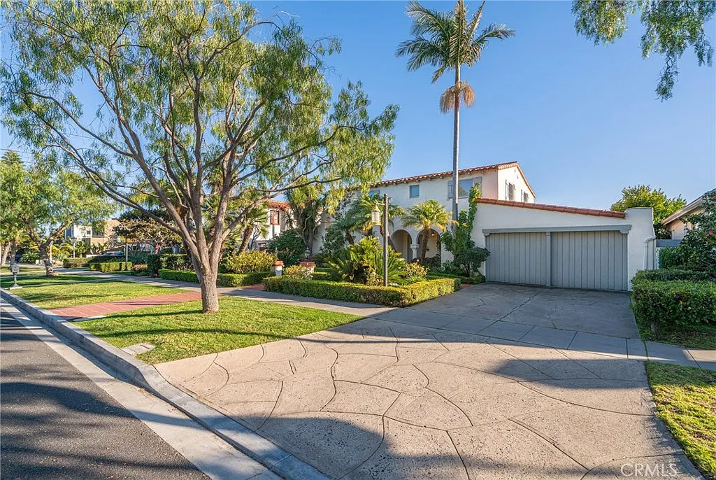 5 bed, 3.5 bath, 2800 sqft, $11,500 — Photo 4