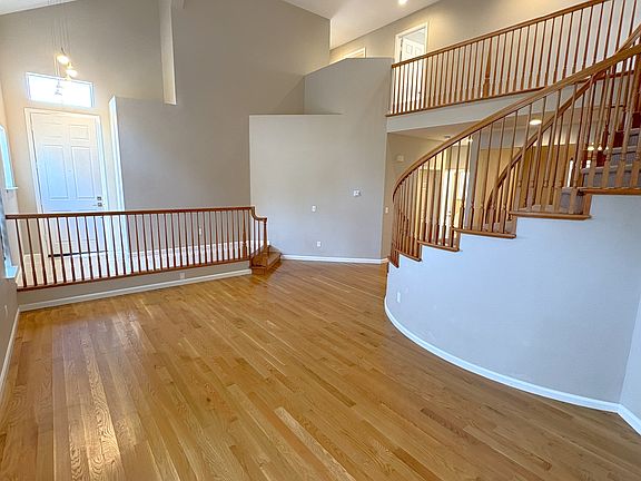 4th image of 152 El Rancho Dr