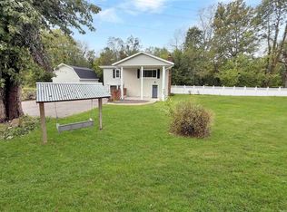 8914 New Harmony Rd, Evansville, IN 47720