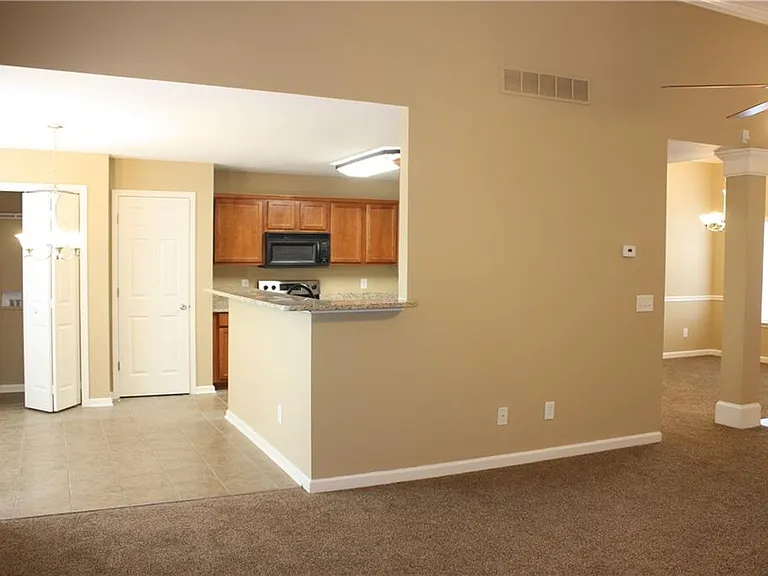 6547 Boulder Crest Ct — Photo 12