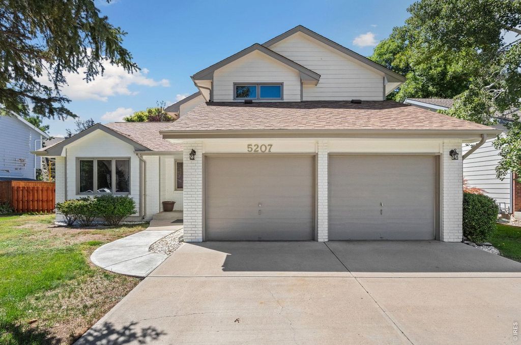 5207 Wheaton Dr