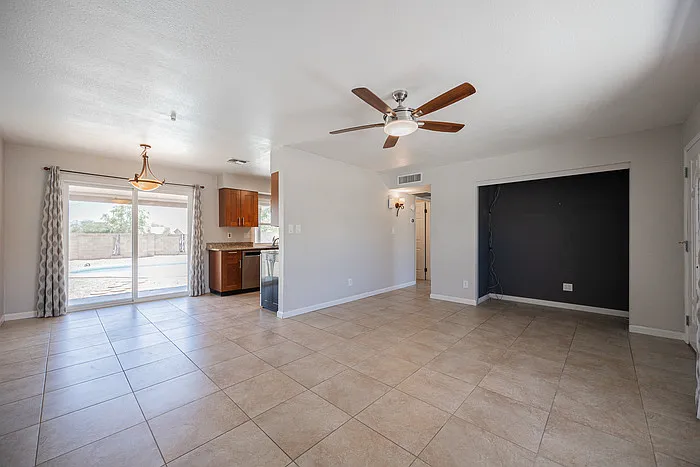 11211 S Bannock St — Photo 4