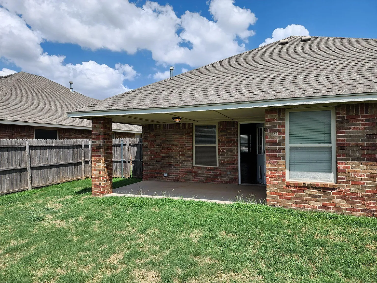 3 bed, 1419 sqft, $1,650 — Photo 4