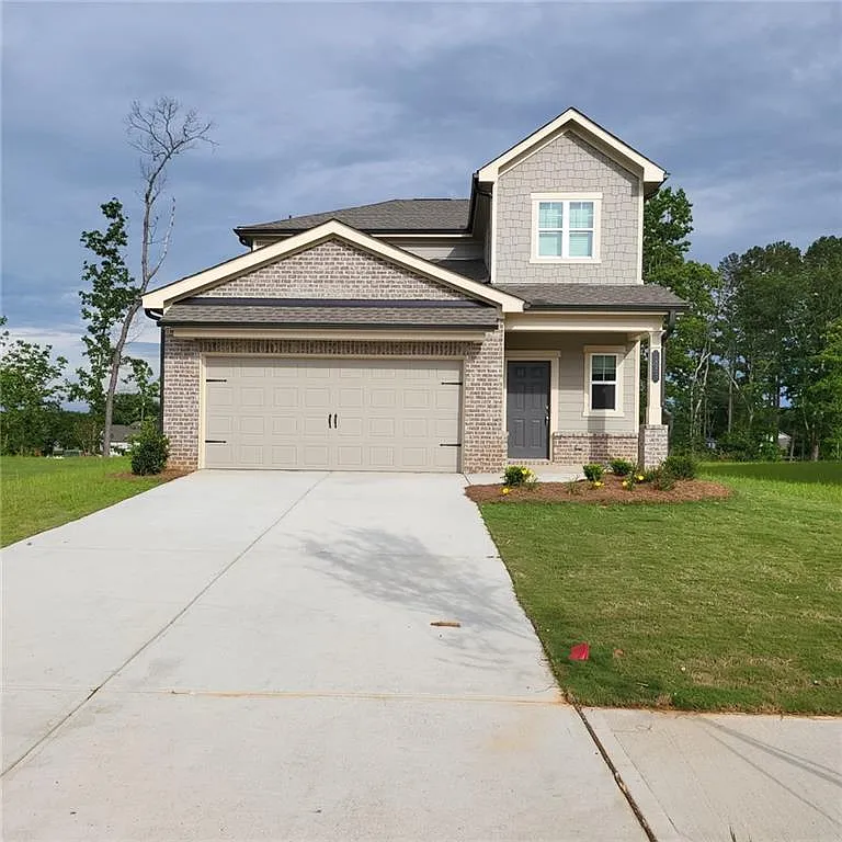 5 bed, 2.5 bath, 2388 sqft, $2,300 — Photo 1