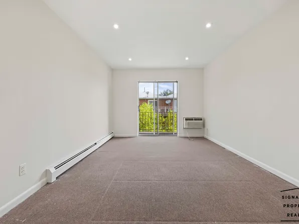 1105 East 72nd Street image 5 of 27