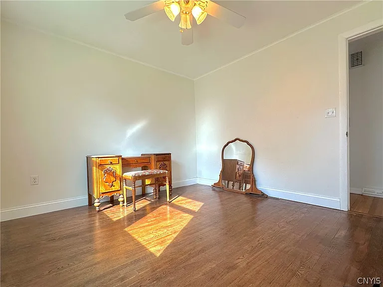 4055 Bristol Rd — Photo 8