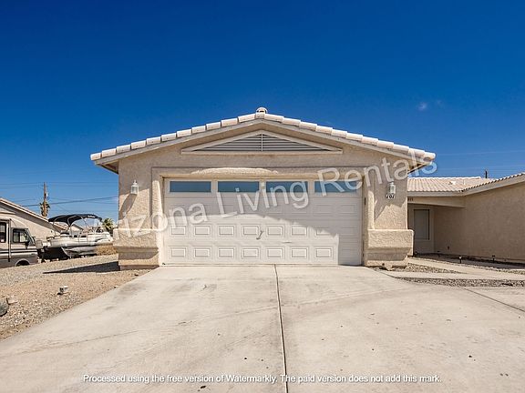 3rd image of 2935 Palisades Dr #101