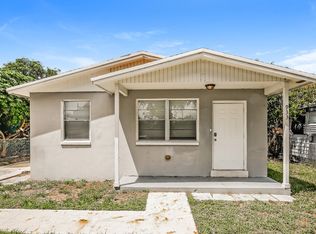 933 Camellia Rd, West Palm Beach, FL 33405