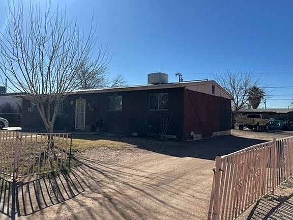 3rd image of 2507 E 7th St