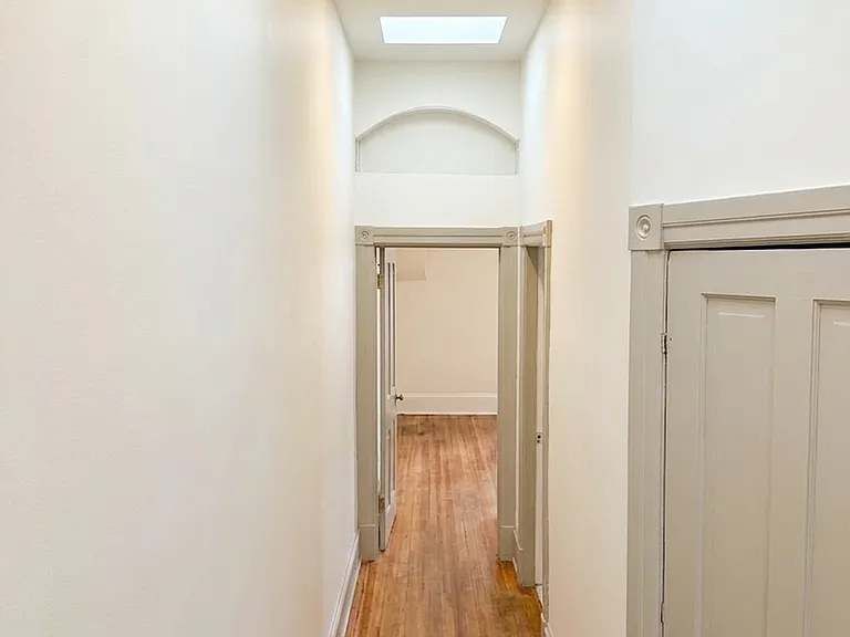 1013 Independence Ave SE #1 — Photo 8
