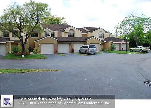 1st image of 106 NW 98th Ter