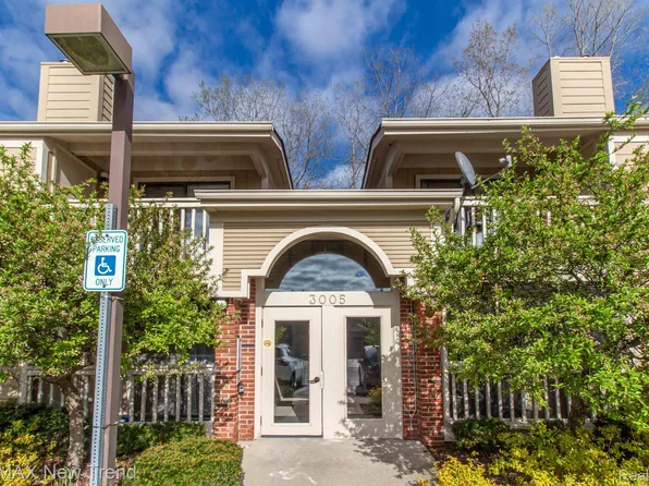 3005 Fernwood Ave APT 103, Ann Arbor, MI 48108