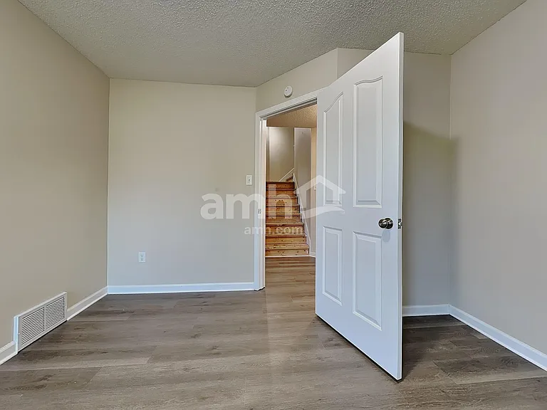 13148 Braybourne Pkwy — Photo 17